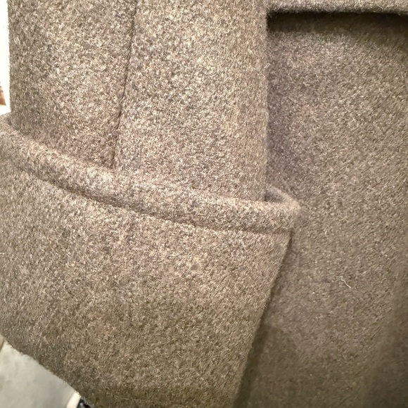 Todd Snyder Olive Military Coat with Gold Buttons & shearling Collar - Picture 4 of 16